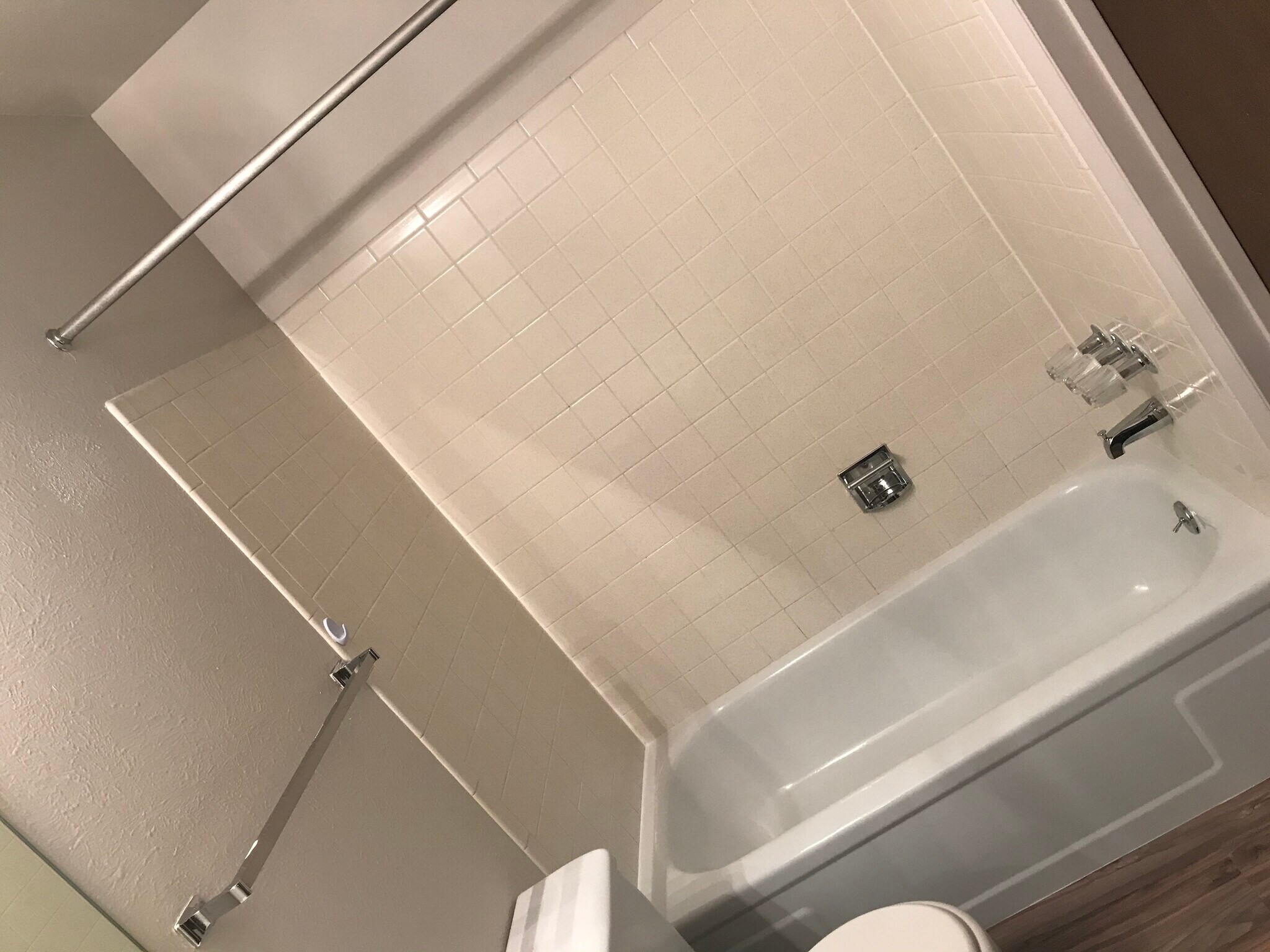 1st floor bath - 2675 S Xanadu Way