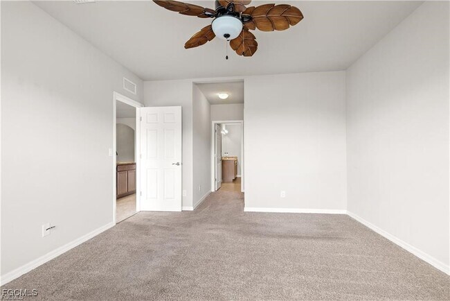 Building Photo - 15268 Yellow Wood Dr