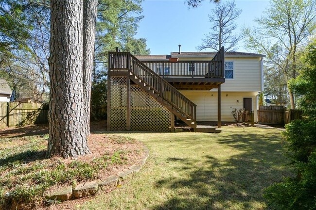 Building Photo - 115 Arborfield Way