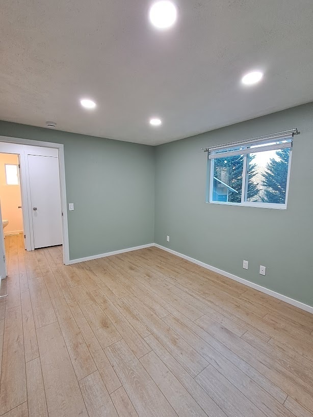 Building Photo - 3911 NE Rova Rd