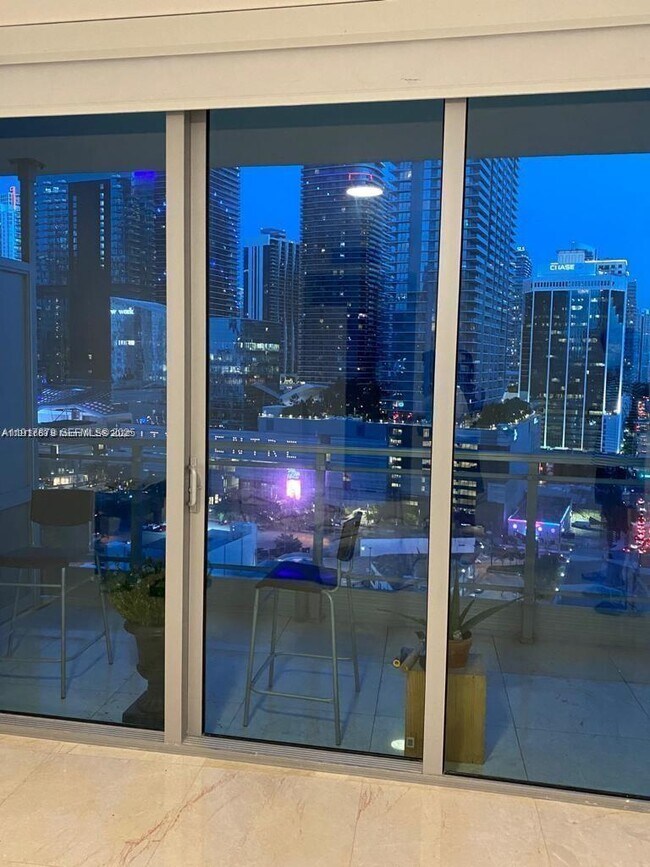 Building Photo - 92 SW 3rd St