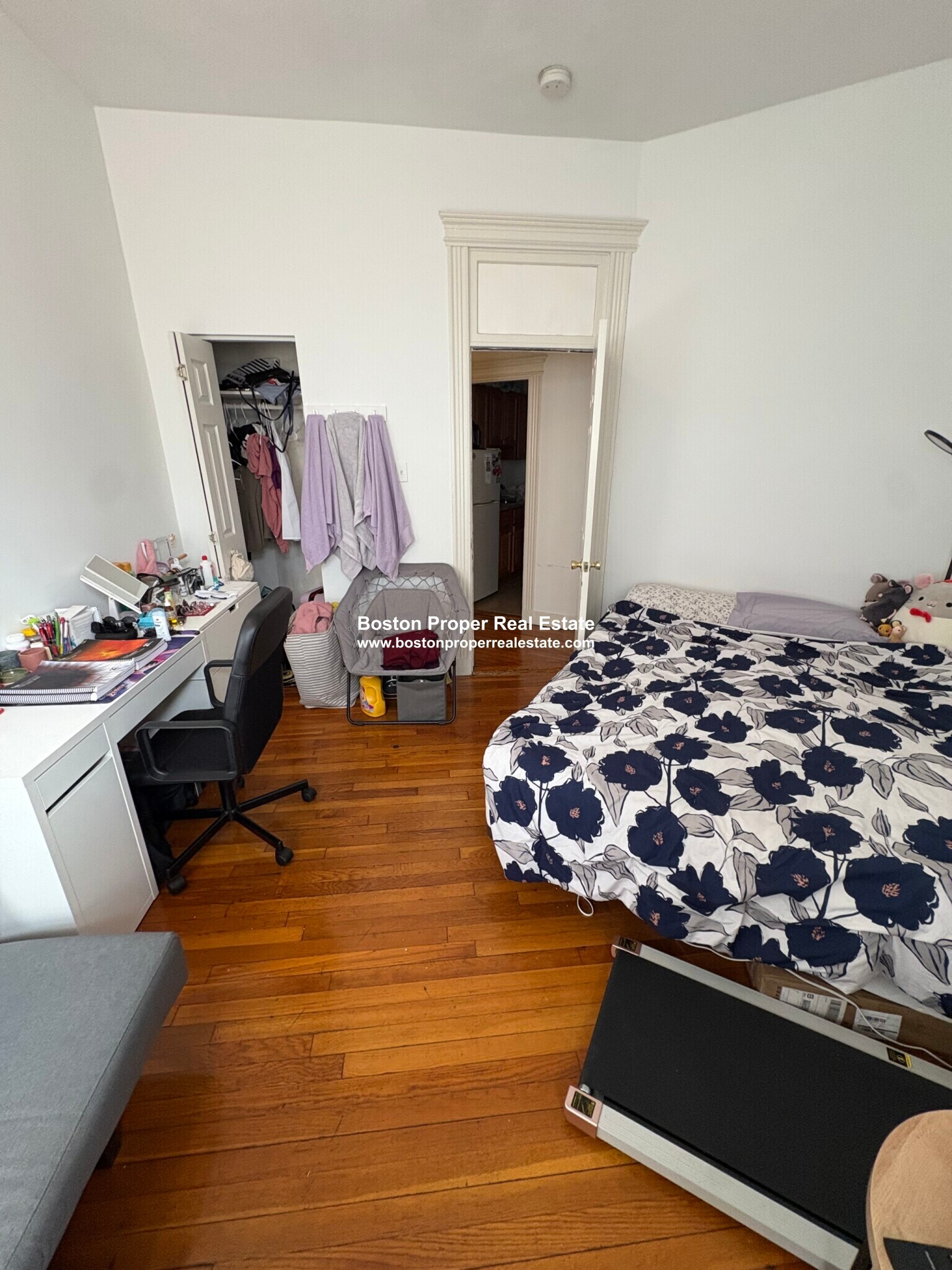 Building Photo - 52 Charlesgate E