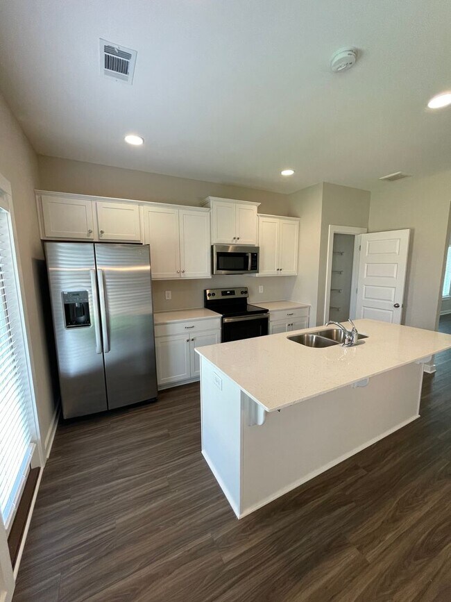 Building Photo - Home for Rent in Tuscaloosa, AL!!! View wi...