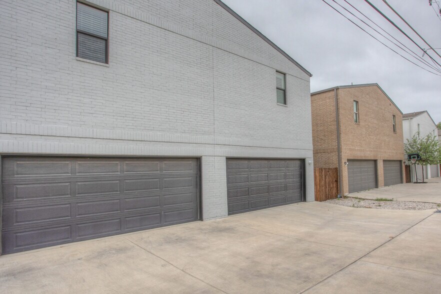 Dedicated Parking - 212 Wimberly Street