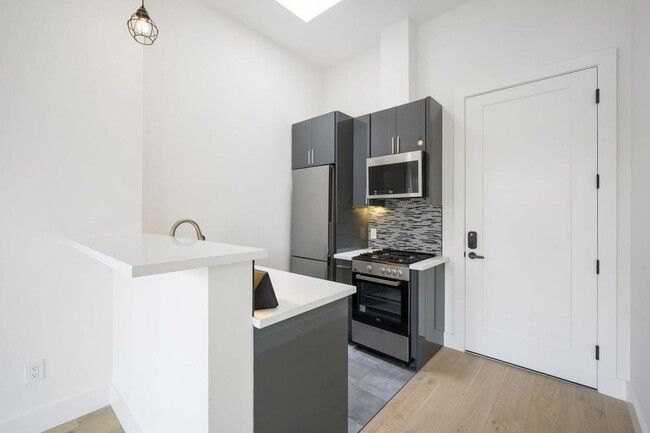 Building Photo - 2734 20th Street