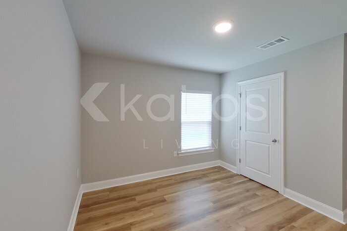 Building Photo - 13772 Willowmore Dr