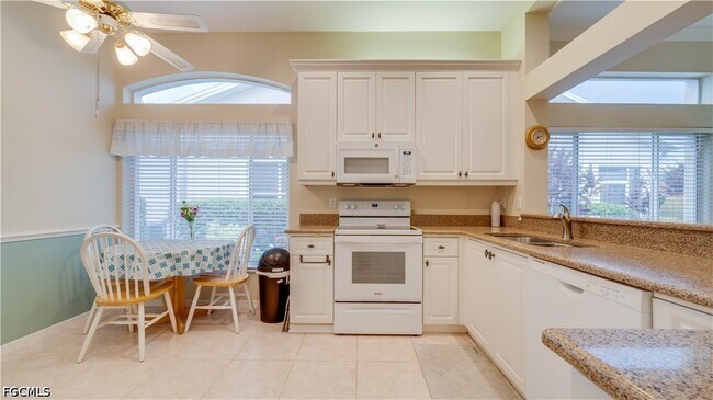 Building Photo - 12774 Devonshire Lakes Cir