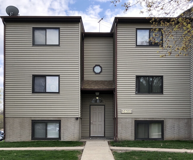 The building at 2601 Westwinds Drive. Unit 2 is the top right window. - 2601 Westwinds Dr