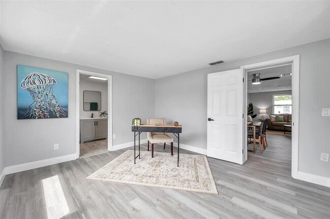 Building Photo - 7104 Castanea Dr