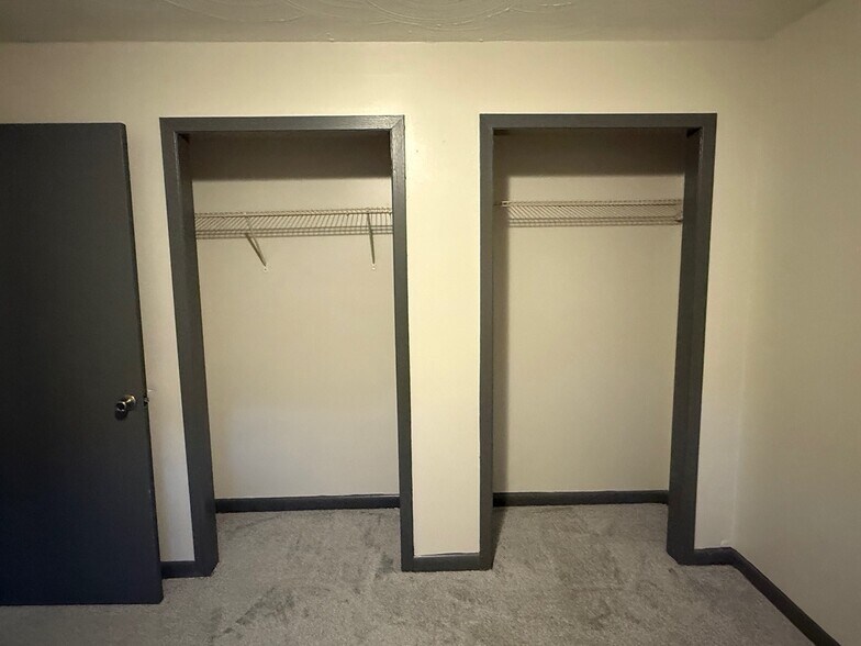 Building Photo - 1022 WV-34