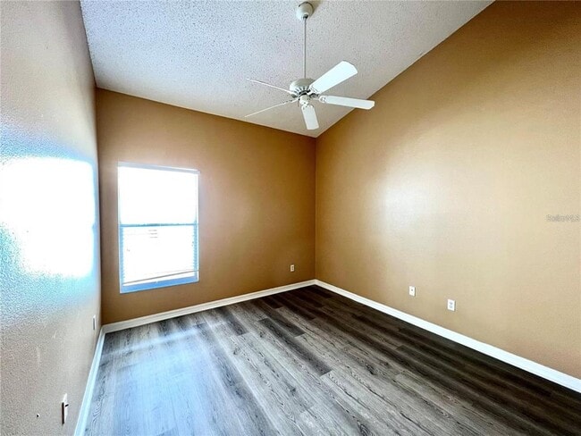 Building Photo - 16708 Glenbrook Blvd