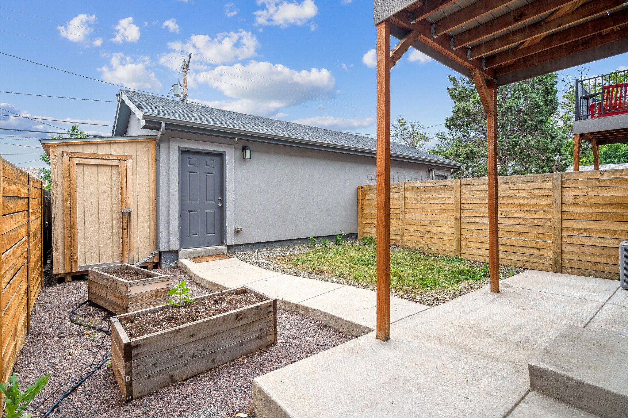 Building Photo - 2226 S Galapago St