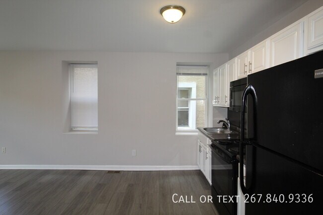 Building Photo - 1016-1018 S 52nd St-18.1A