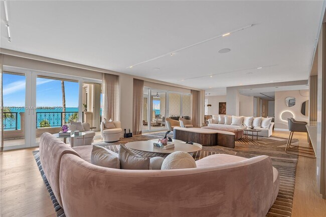 Building Photo - 5242 Fisher Island Dr