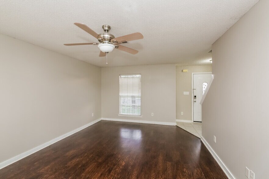 Building Photo - 11626 Mahogany Dr