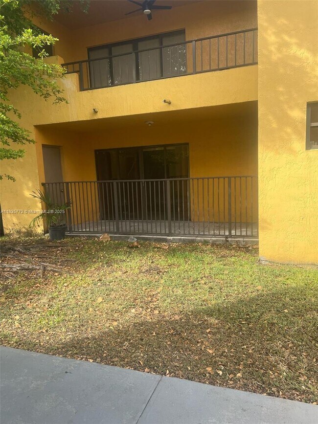Building Photo - 636 NW 114th Ave