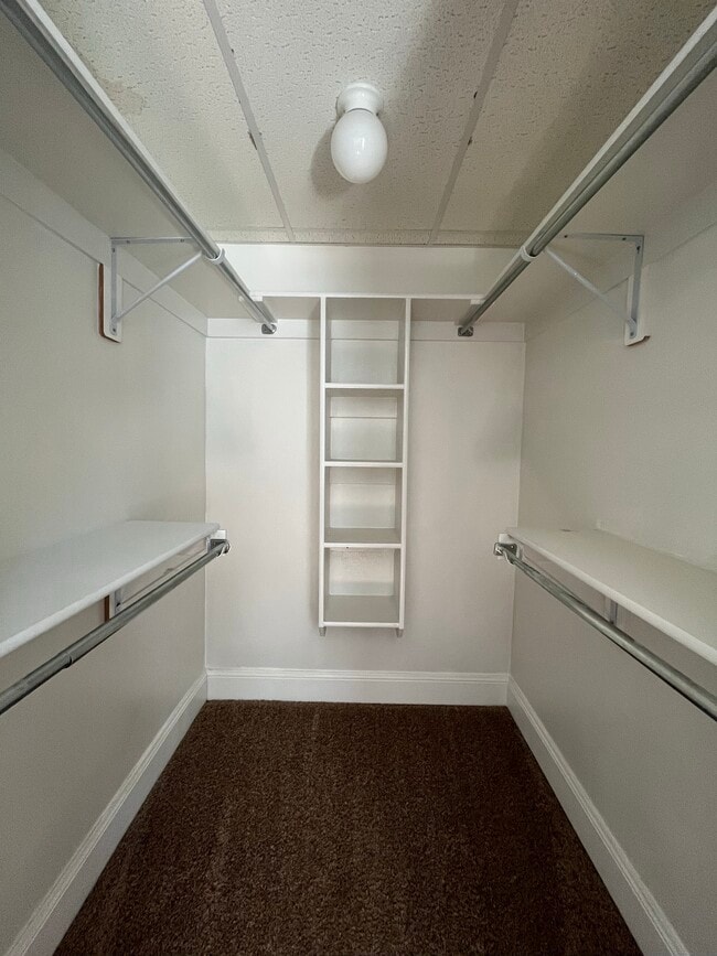 Building Photo - 315 W 500 S St