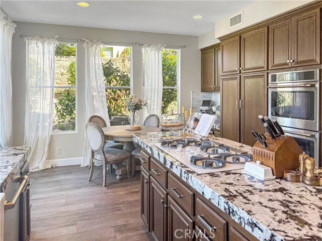 Building Photo - 23011 Bouquet Canyon
