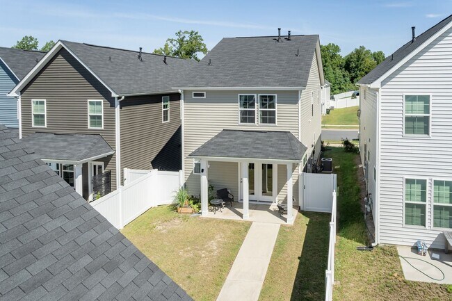 Building Photo - 253 Buckhorn Br Pk