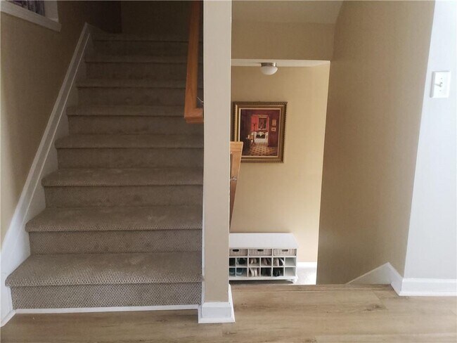 Building Photo - 6148 Indian Wood Cir