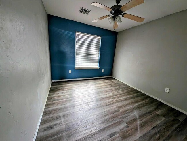 Building Photo - 7909 Chumley Ln