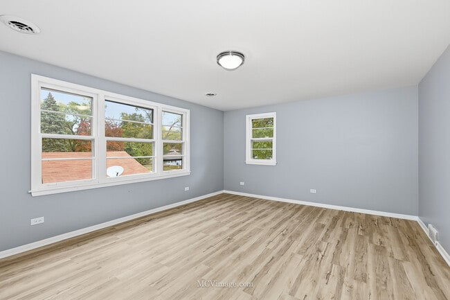 Building Photo - 14714 Ellis Ave