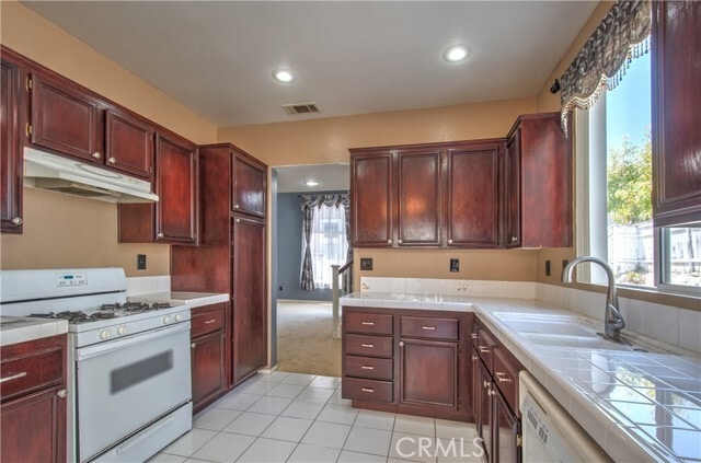 Building Photo - 21 Balustrade Pl