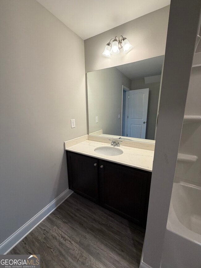 Building Photo - 1120 Riverwalk Manor Dr