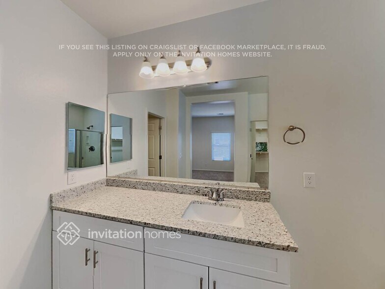 Building Photo - 41378 W Granada Dr