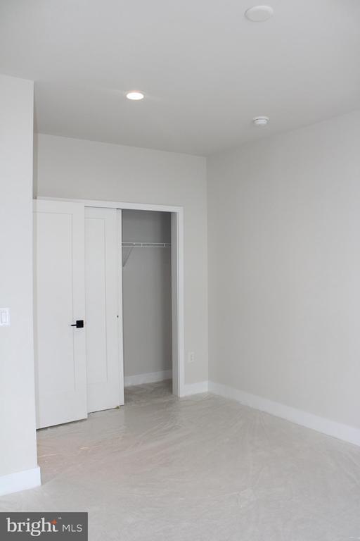 Building Photo - 205 Manion Aly