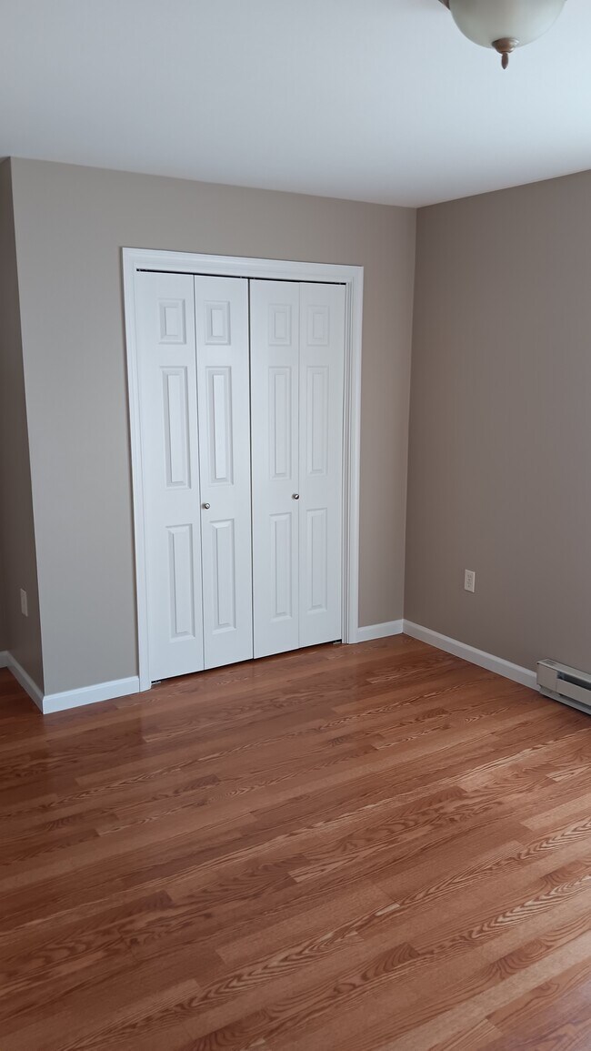 Building Photo - 2123 Prospect Ave