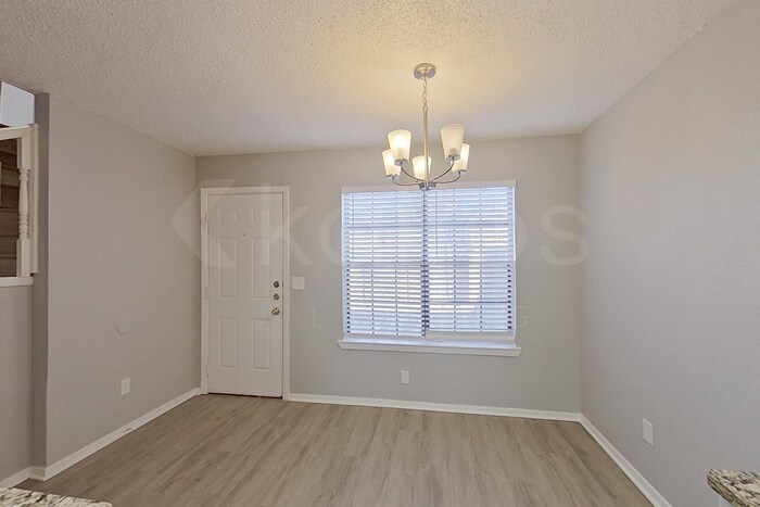 Building Photo - 2108 Woodnote Ln