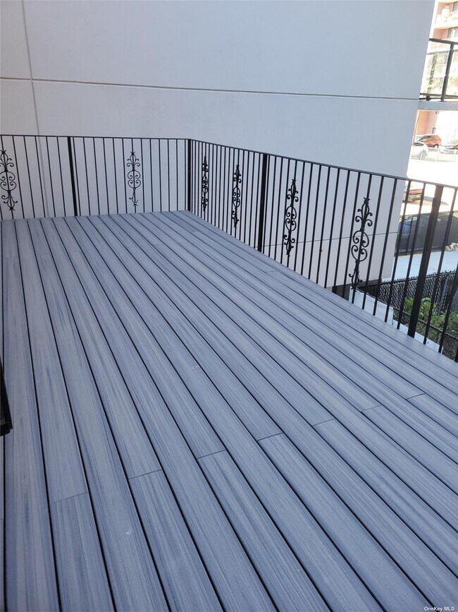 Building Photo - 23-31 30th Dr