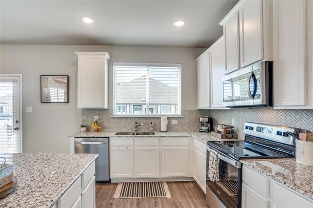 Building Photo - 9024 HUXLEY Dr