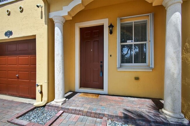 Building Photo - 981 SW 149th Ct