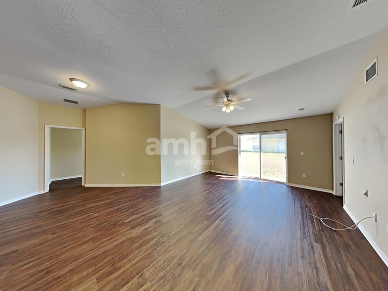 Building Photo - 12042 Butler Woods Cir