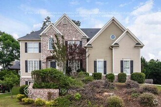 Building Photo - 1931 Carriage Brook Ct