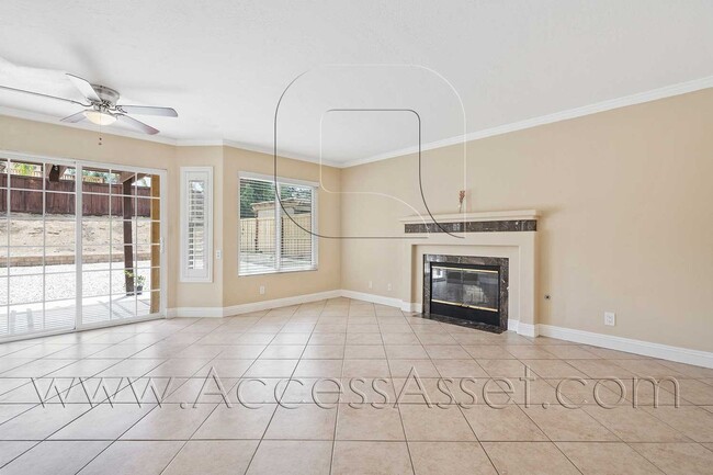 Building Photo - 32440 Beechwood Ln