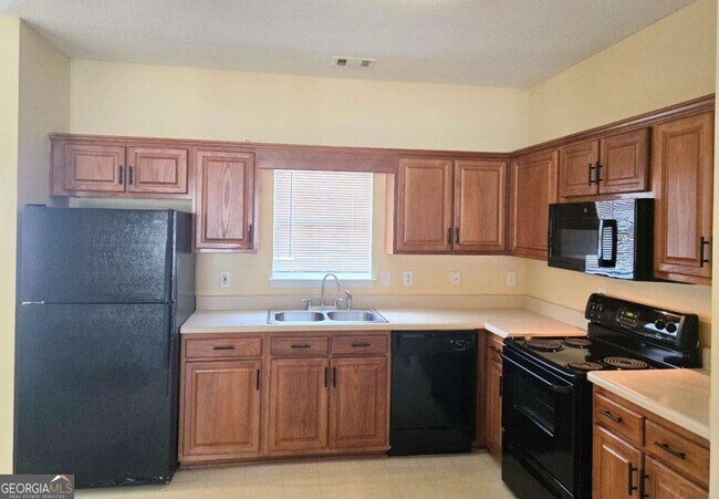 Building Photo - 119 Odyssey Dr NW