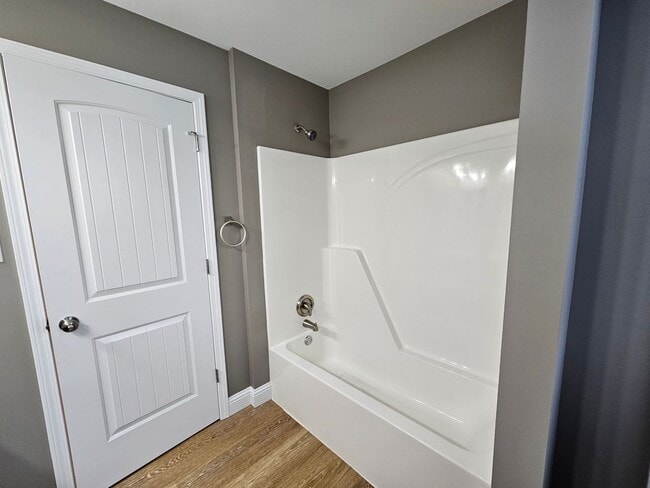 Building Photo - Charming 4BR/2.5BA Home in Historic Washington, MO - Walk to the Riverfront!