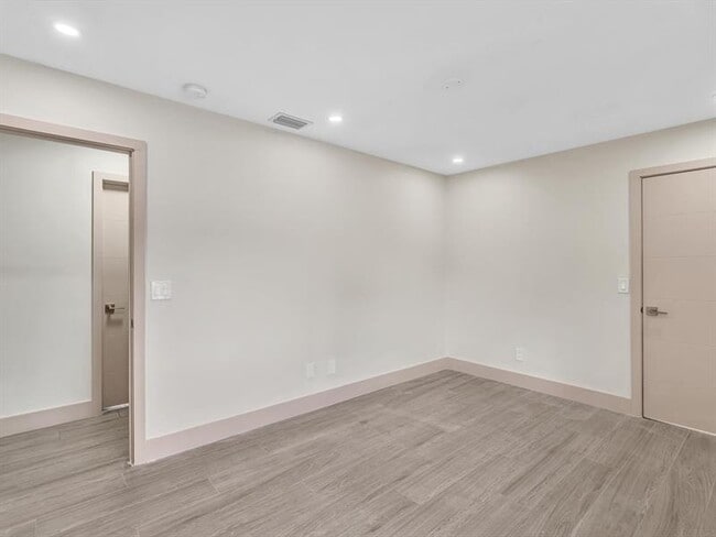 Building Photo - 9960 NW 23rd St