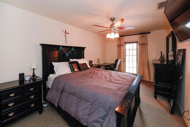 Building Photo - 510 Shiloh Dr