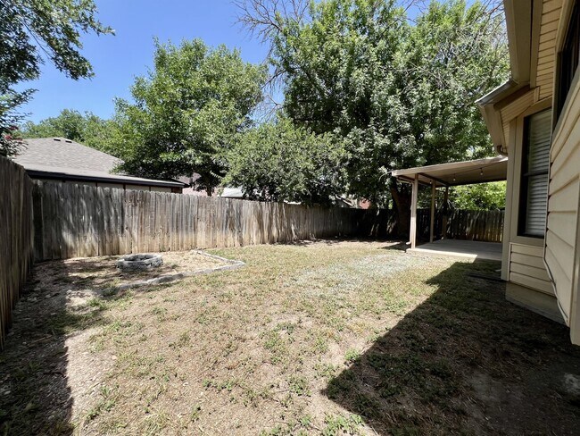 Building Photo - 3701 Habersham
