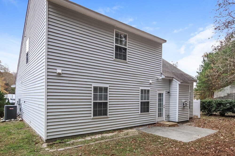 Building Photo - 3952 Tyler Bluff Ln