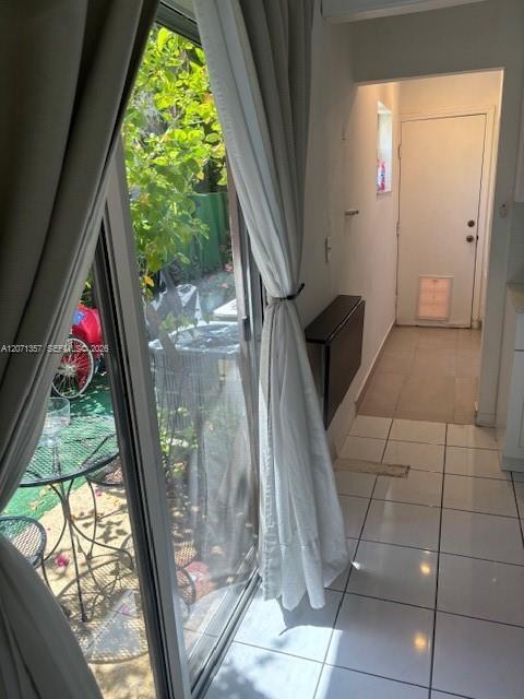 Building Photo - 9329 SW 154th Ct