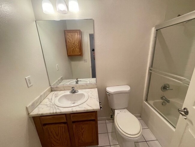 Building Photo - 4306 Cottontail Ln