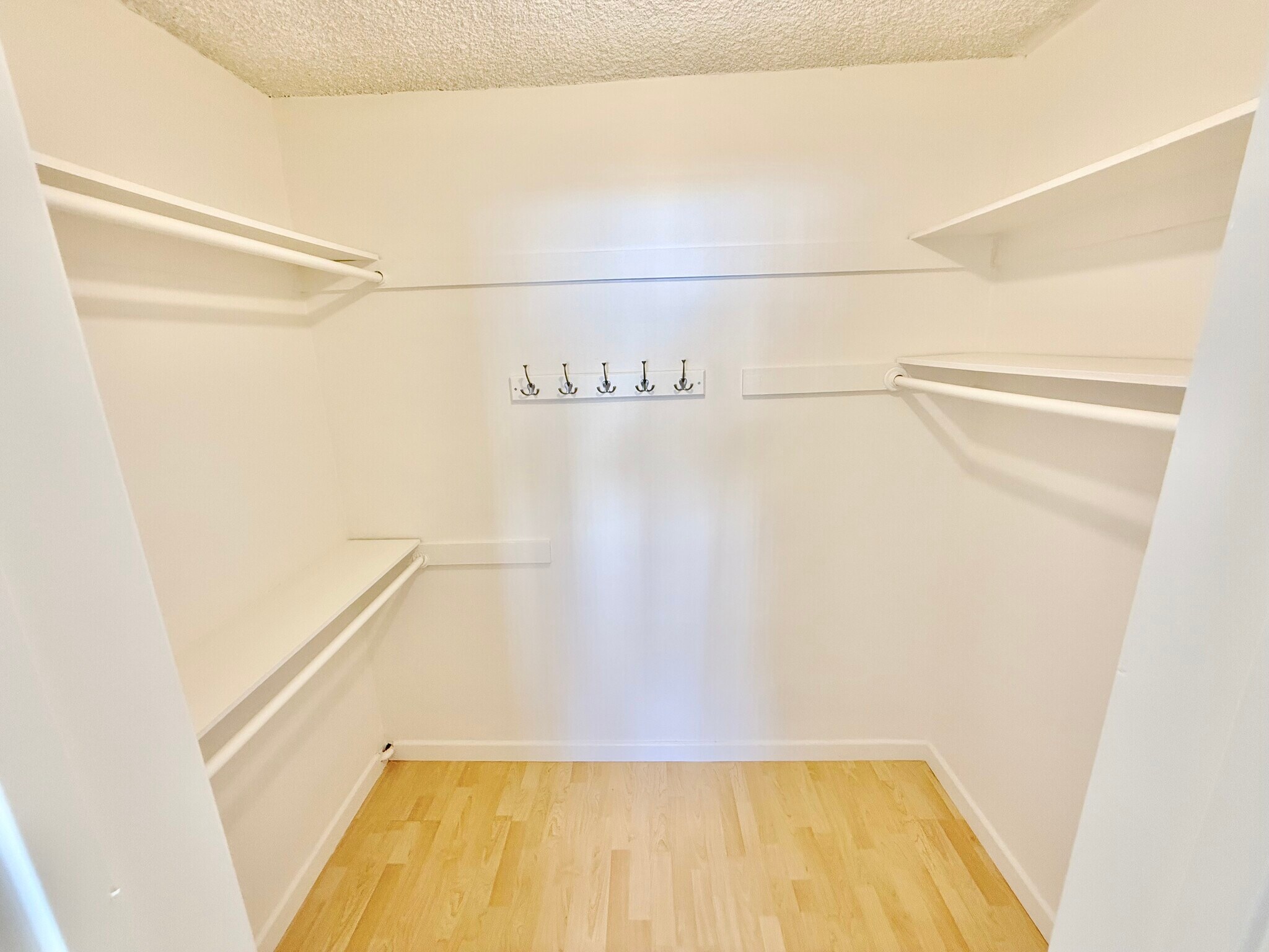 Building Photo - 1534 11th St