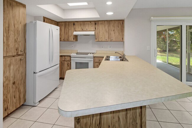 Building Photo - Hourglass Lakes Annual Home for Rent