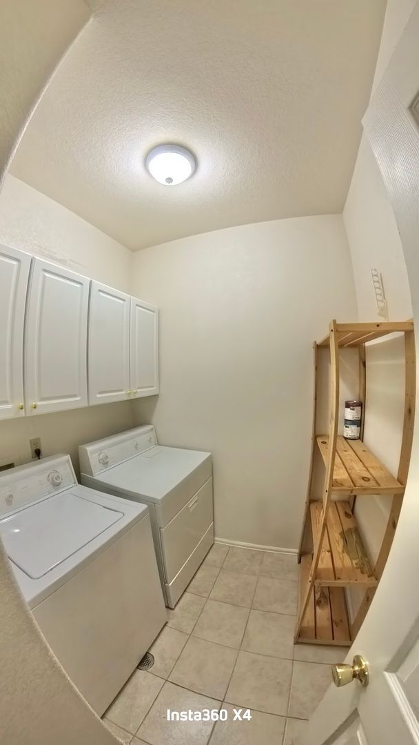 Building Photo - 3923 Leah Heights