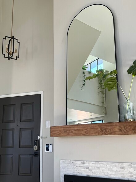 Living room entry - 869 S Wooster St